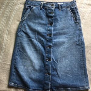 COPY - Size 6 denim skirt from Anthropologie